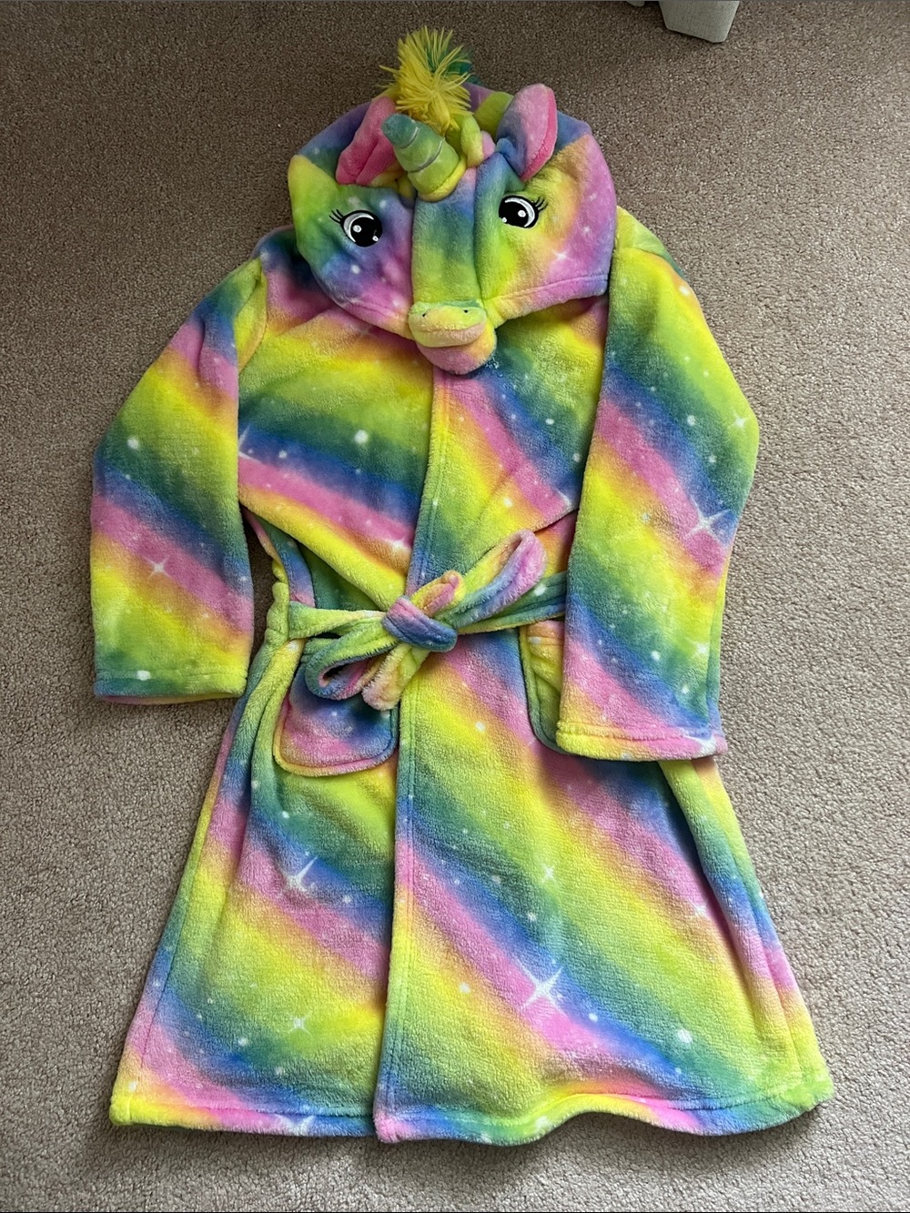EUC Rainbow Unicorn Robe - size 8/9